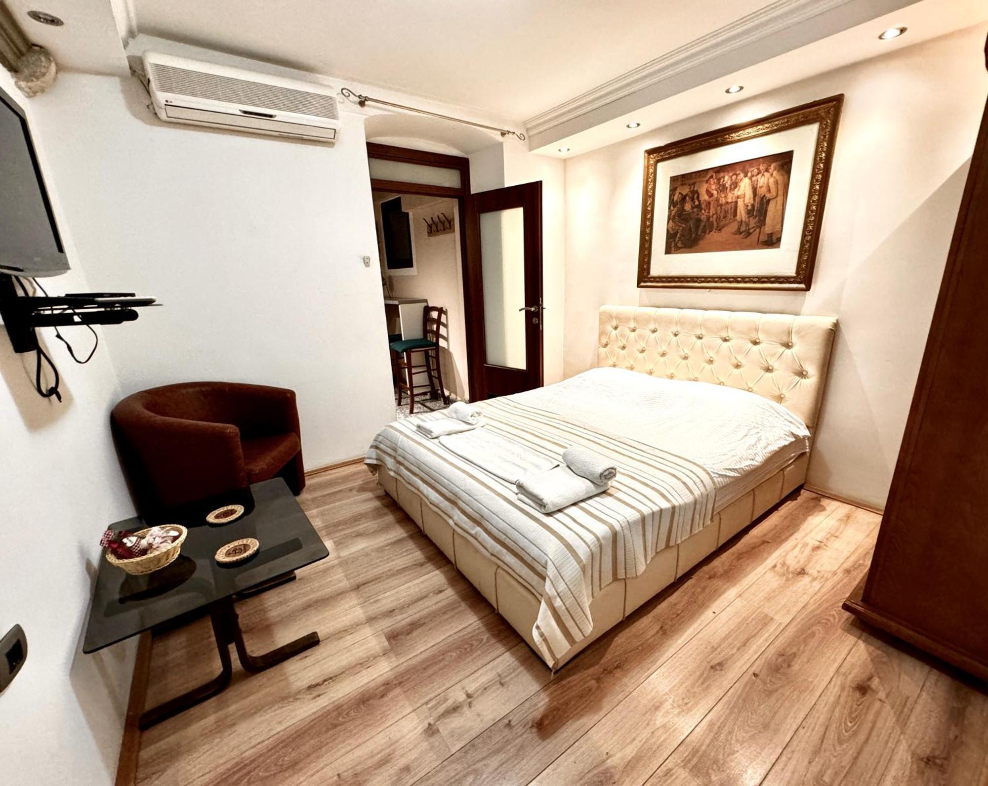 Novi Svet Apartment โกตอร์ ภายนอก รูปภาพ