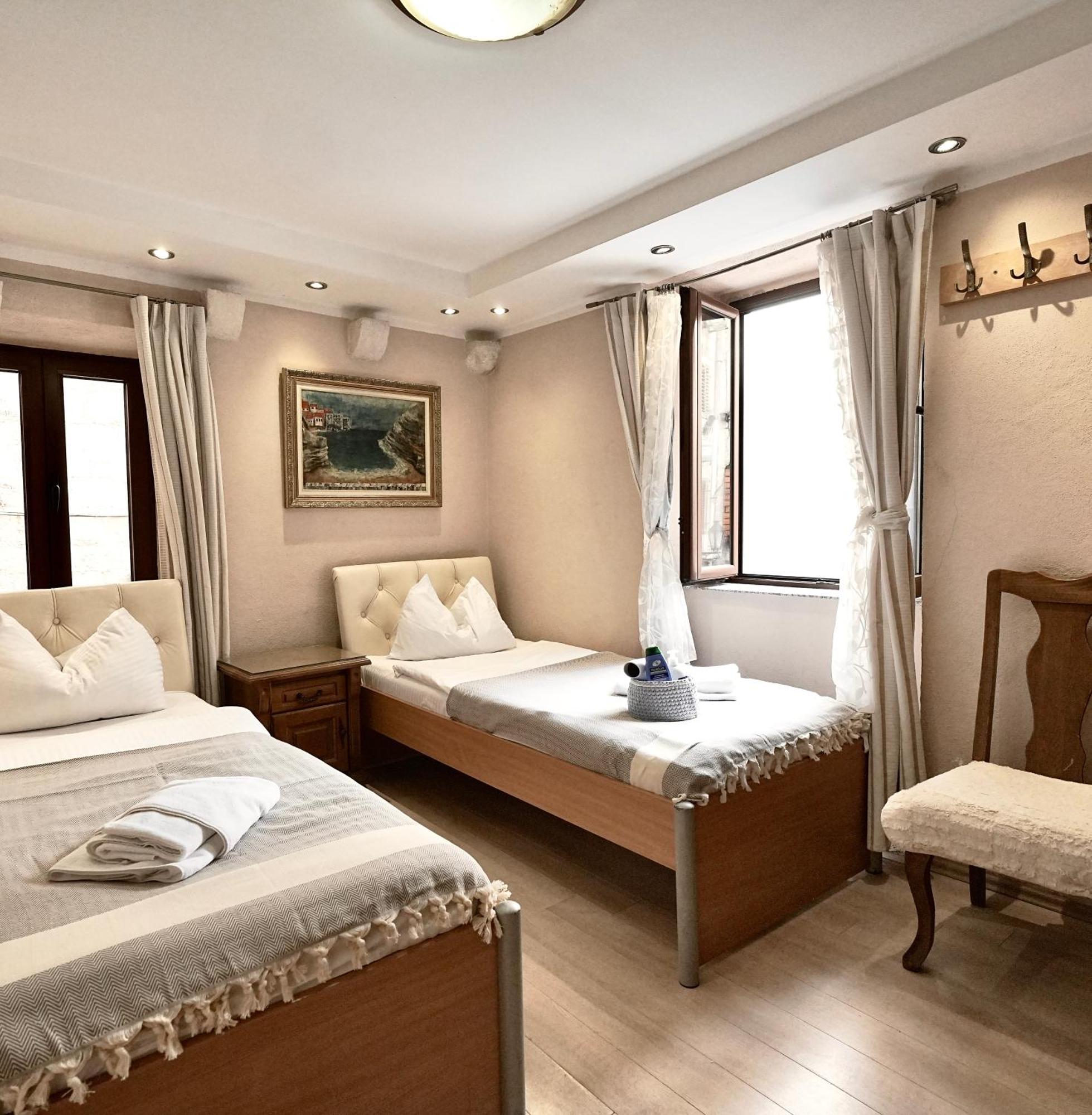 Novi Svet Apartment โกตอร์ ภายนอก รูปภาพ