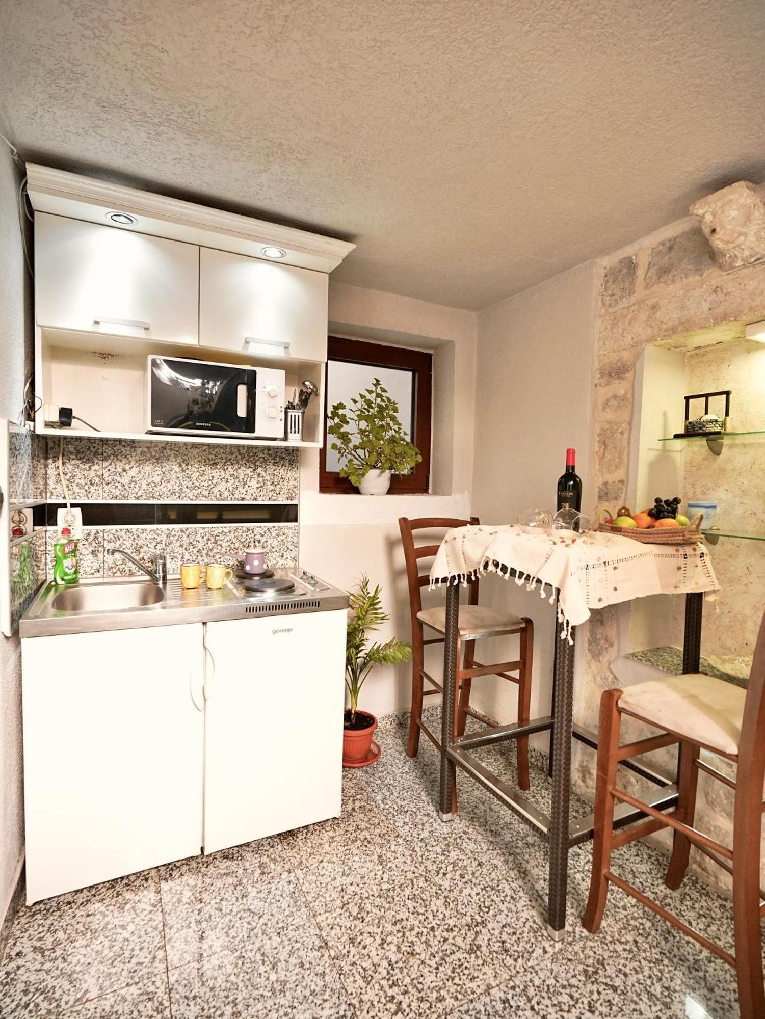 Novi Svet Apartment โกตอร์ ภายนอก รูปภาพ