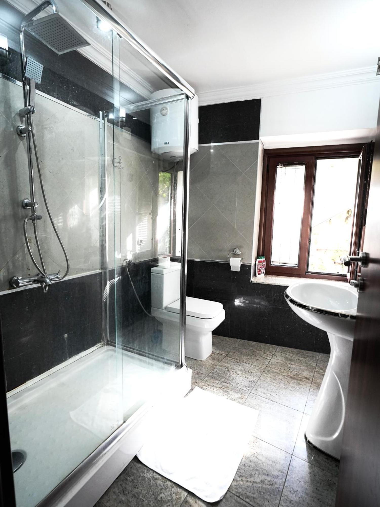 Novi Svet Apartment โกตอร์ ภายนอก รูปภาพ
