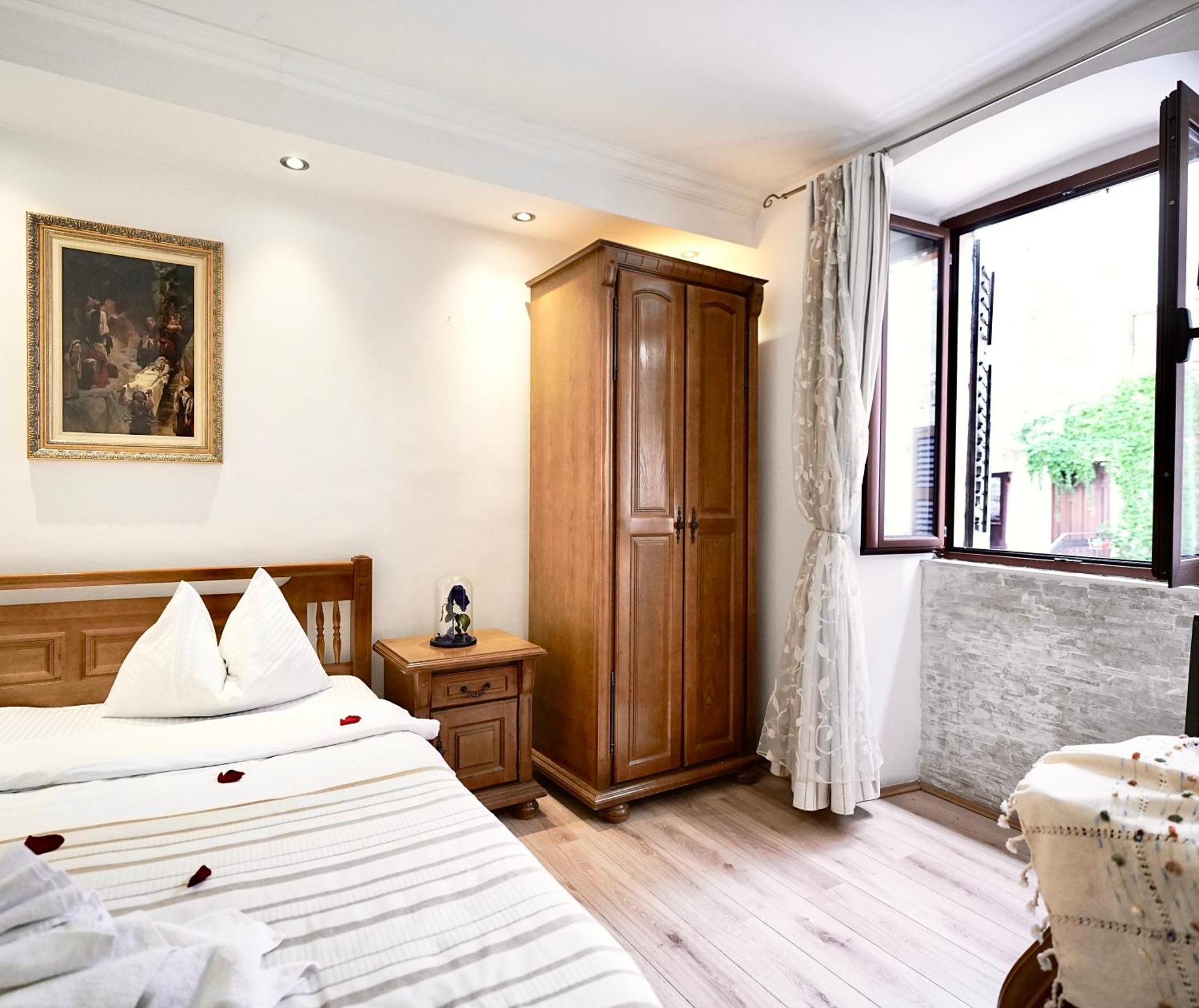 Novi Svet Apartment โกตอร์ ภายนอก รูปภาพ