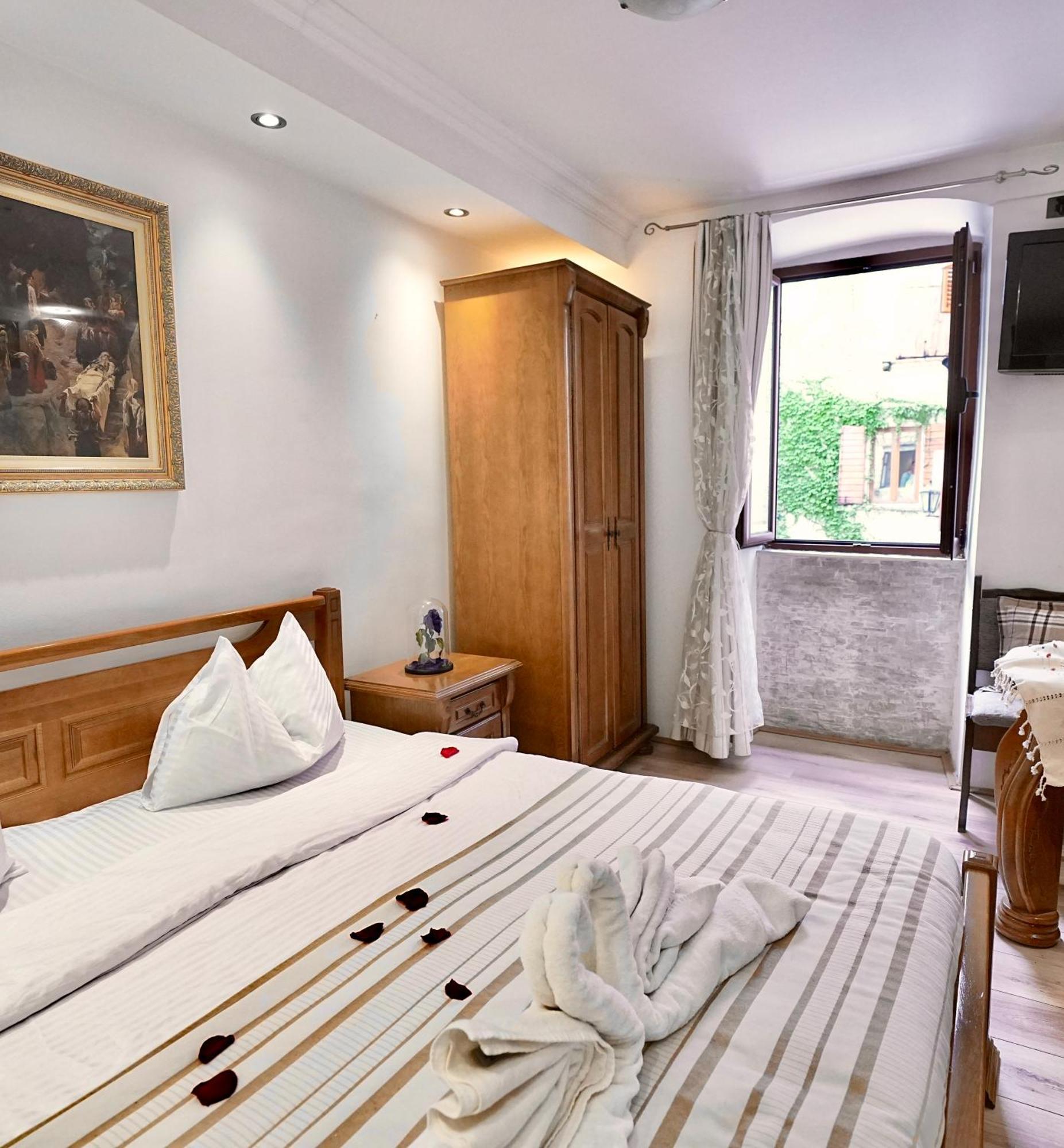 Novi Svet Apartment โกตอร์ ภายนอก รูปภาพ