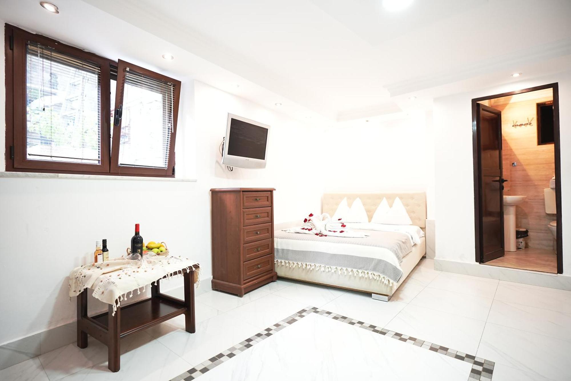Novi Svet Apartment โกตอร์ ภายนอก รูปภาพ