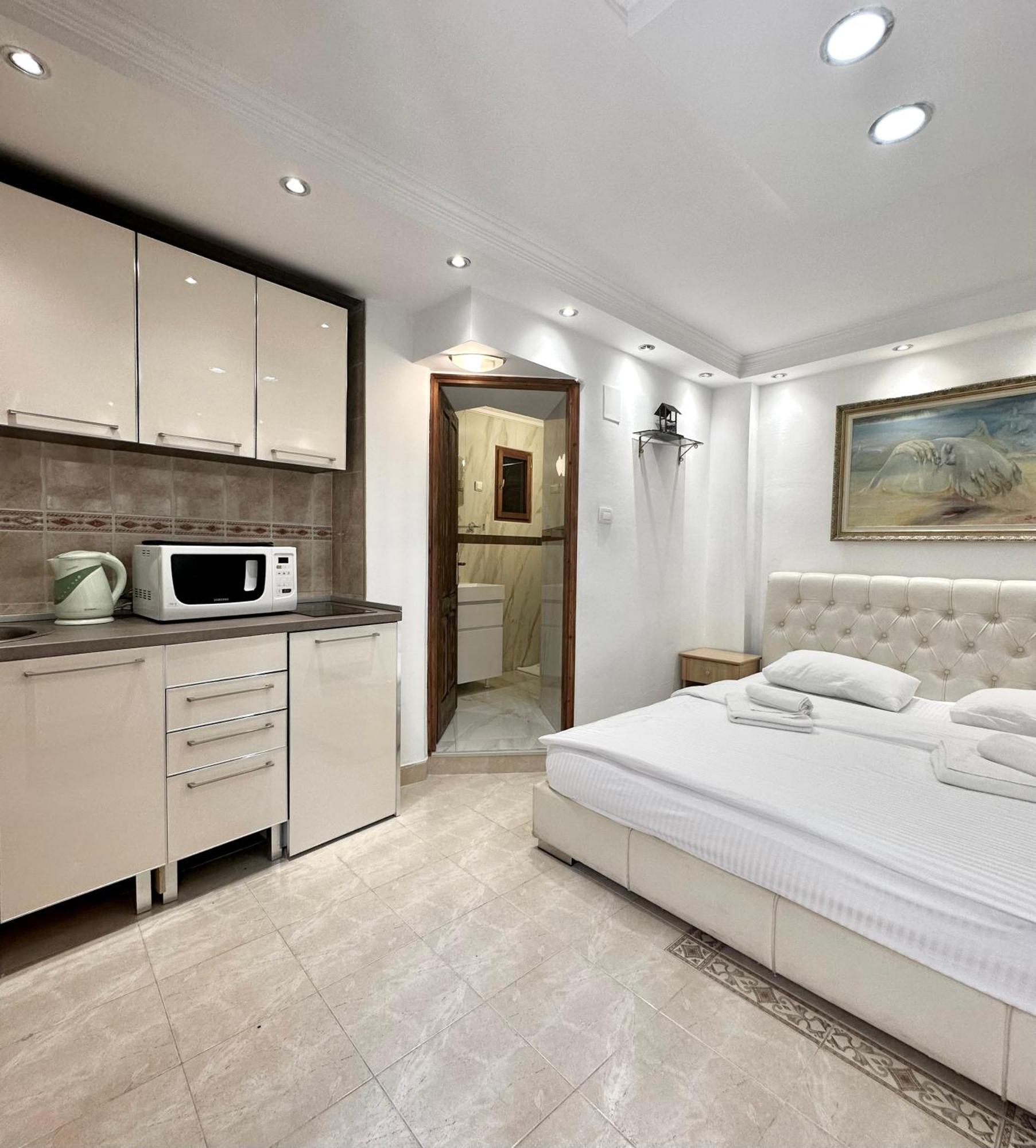 Novi Svet Apartment โกตอร์ ภายนอก รูปภาพ
