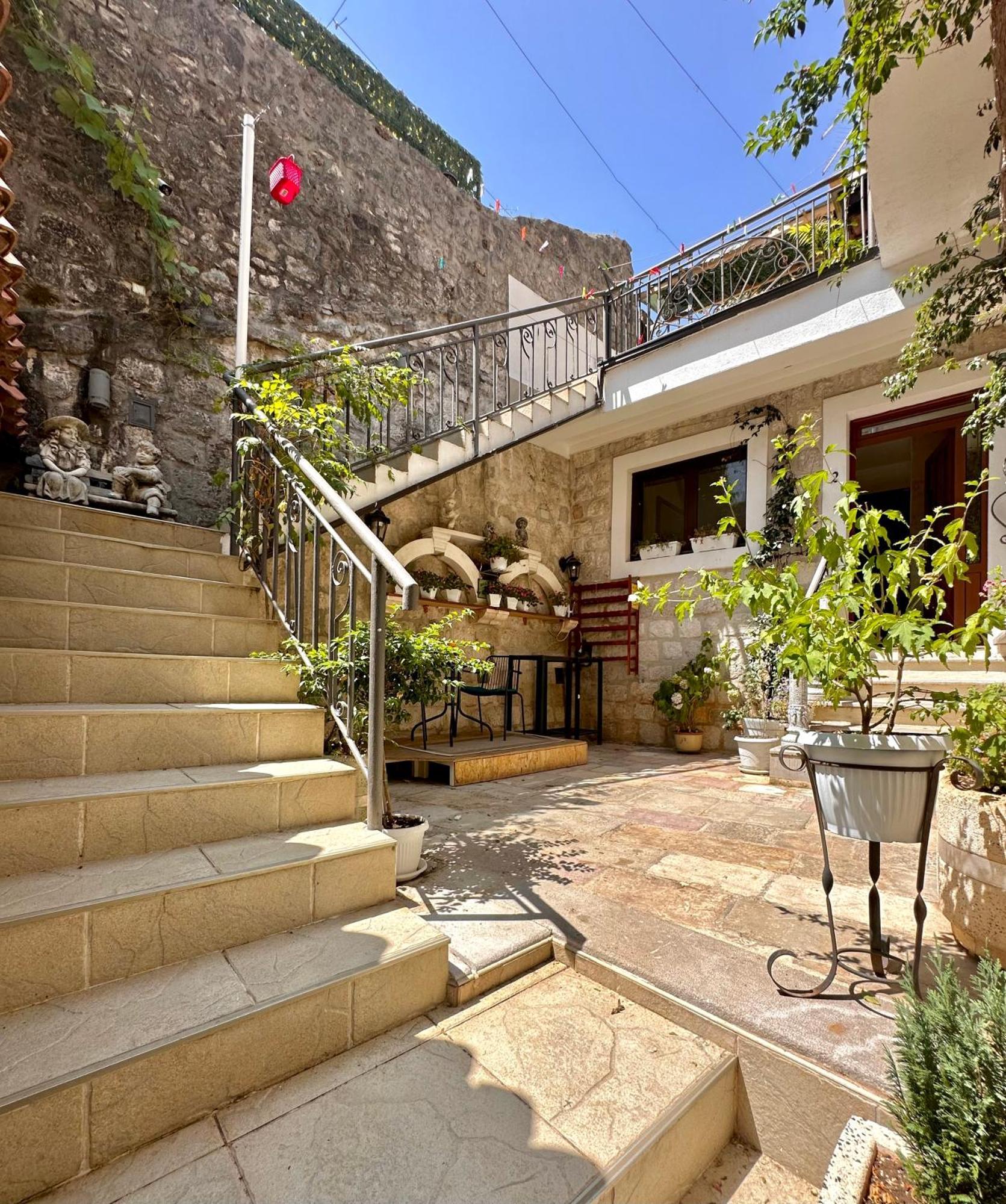 Novi Svet Apartment โกตอร์ ภายนอก รูปภาพ